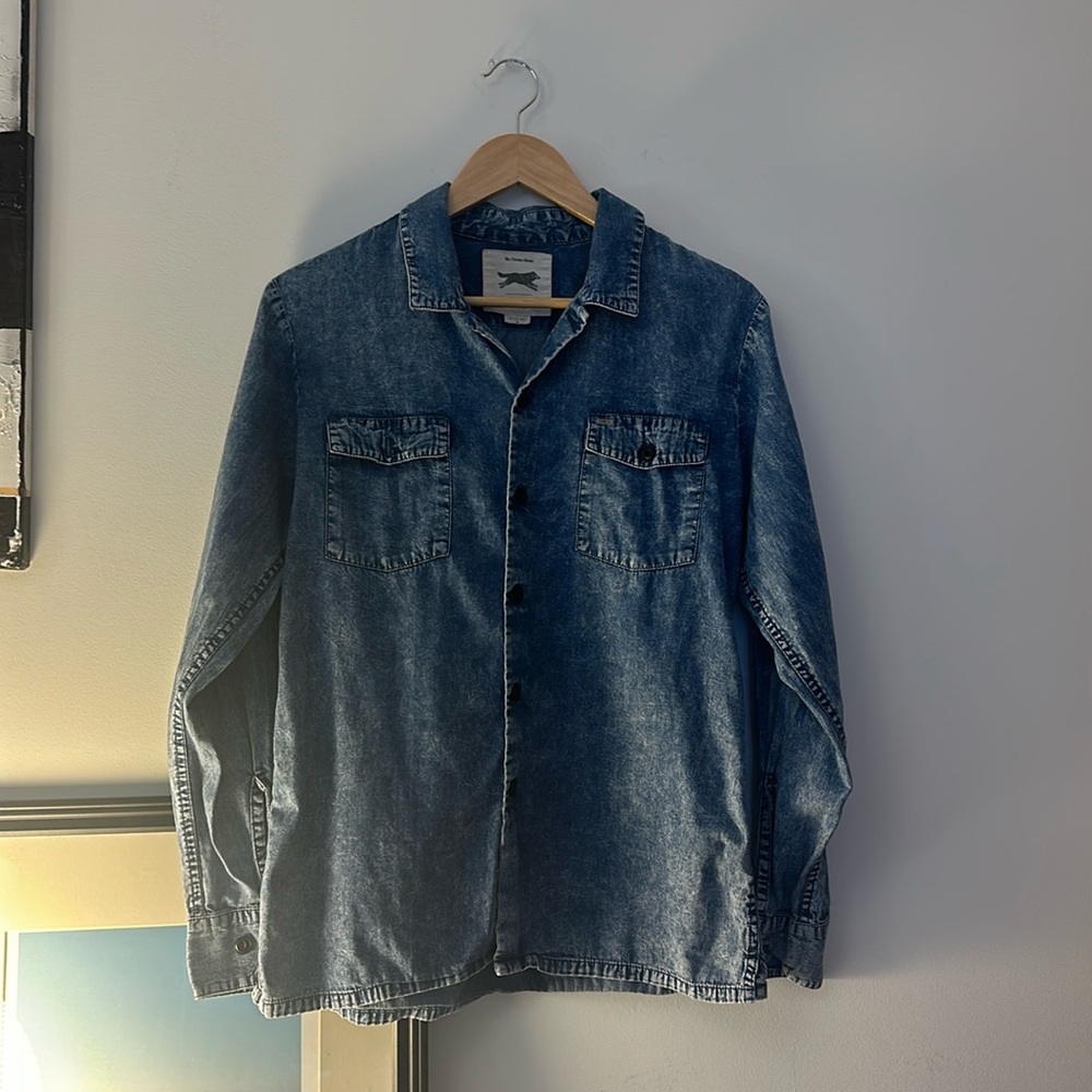 men’s obey shirt